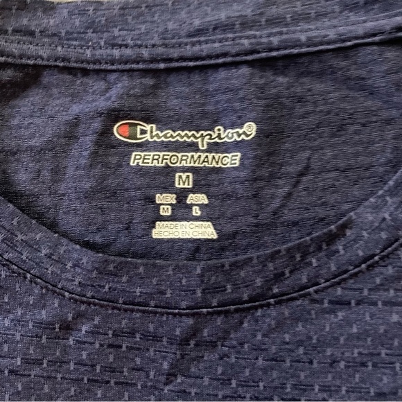 Champion Performance Activewear Lightweight Short Sleeve Shirt Size Medium Blue - Picture 3 of 7